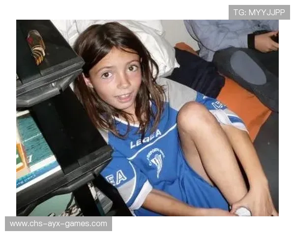 邦马蒂女足与登贝莱双双创辉煌，男女足球齐头并进